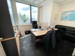United Square (D11), Office #586021551